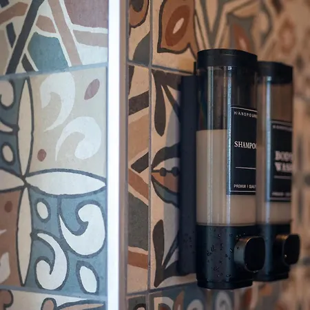 Cefalux - Torre Bastione Sul Mare * Чефалу