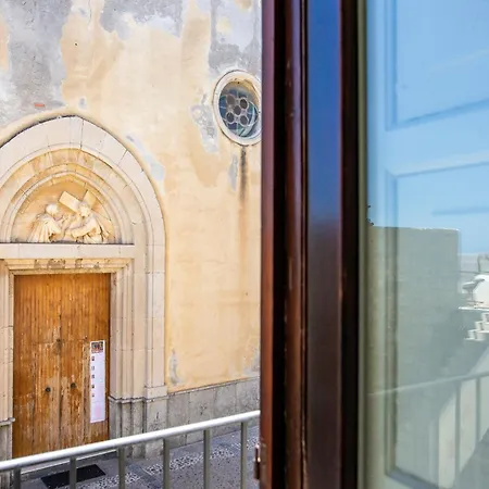 Cefalux - Torre Bastione Sul Mare * Чефалу