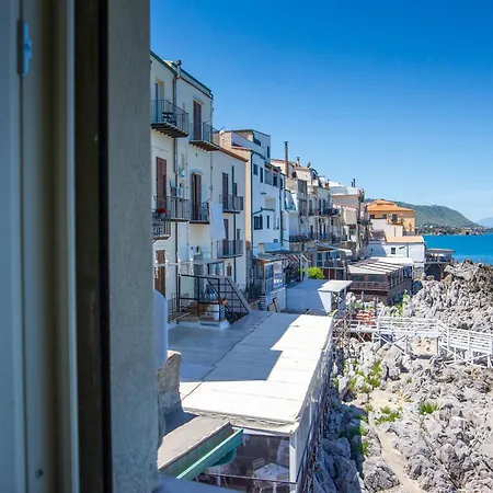Апартаменты Cefalux - Torre Bastione Sul Mare