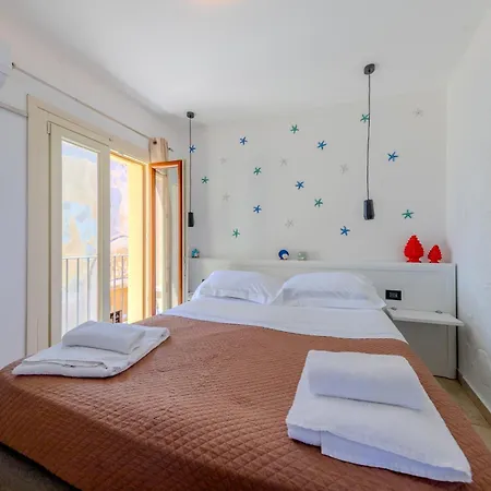 Cefalux - Torre Bastione Sul Mare Апартаменти
