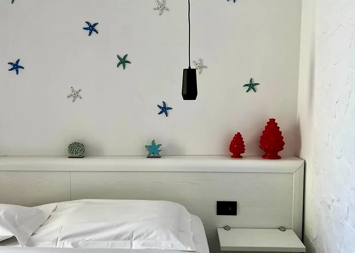 Cefalux - Torre Bastione Sul Mare 체팔루